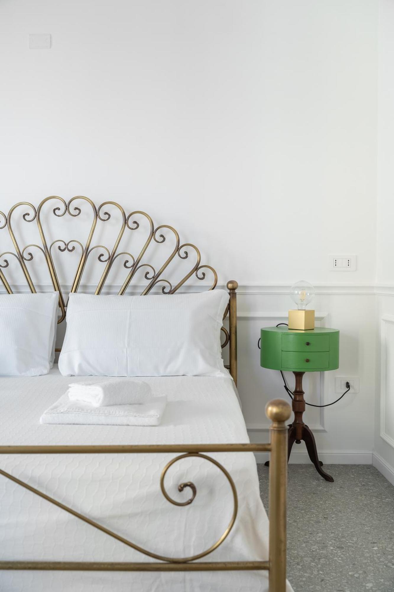 Apartamento Palazzo Desiderio Castellammare di Stabia Exterior foto