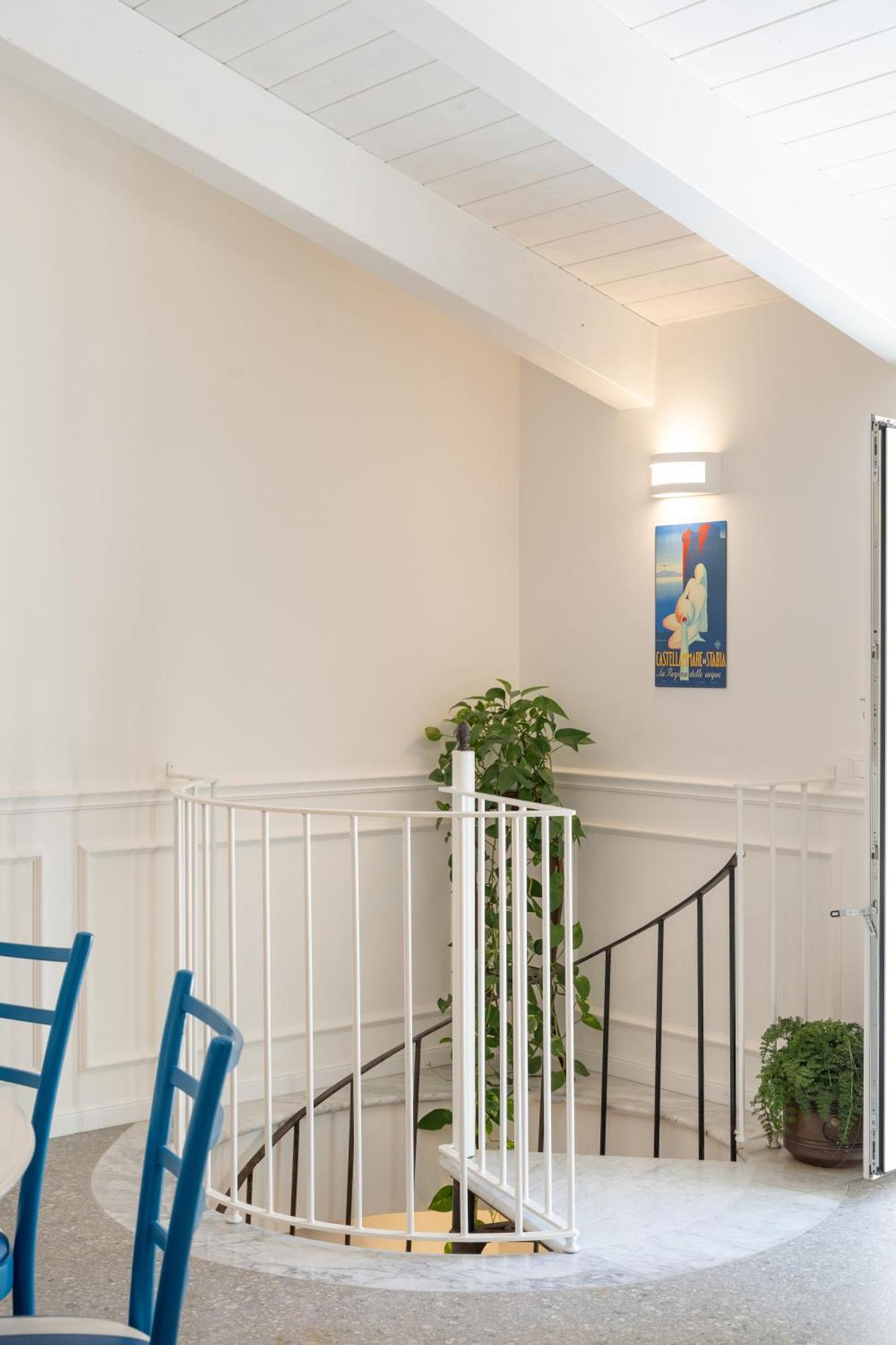 Apartamento Palazzo Desiderio Castellammare di Stabia Exterior foto